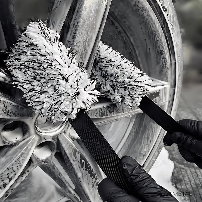 Spazzola per Lavaggio Cerchi Auto – Per una Pulizia Efficace