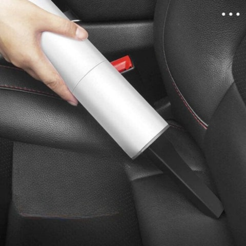 Prenosný USB automobilový vysávač — jednoduché a rýchle čistenie 